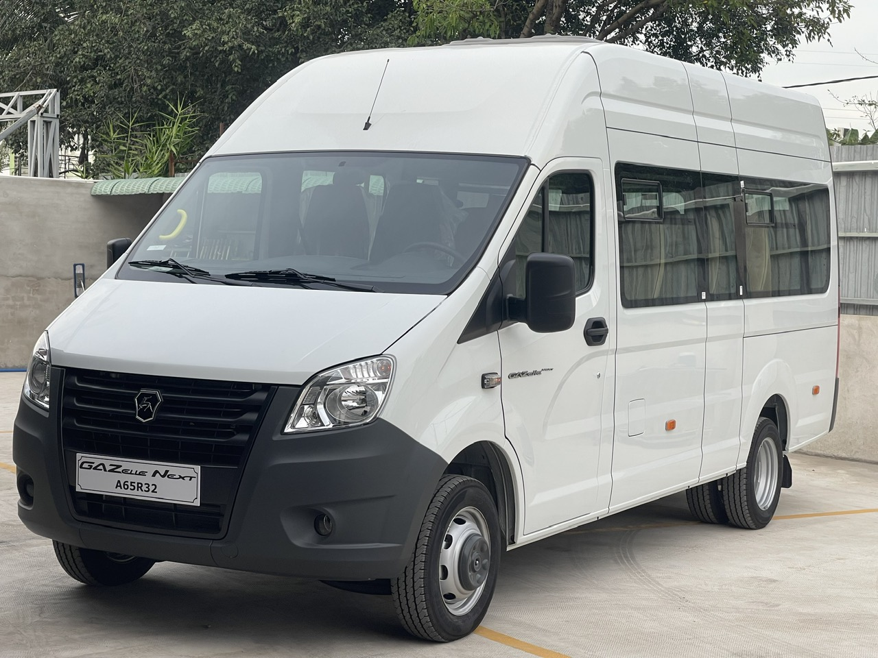 Thuê xe 19 chỗ có bảo dưỡng tại Thuexehuydat.com – Giải pháp vận chuyển an toàn, tin cậy và chuyên nghiệp